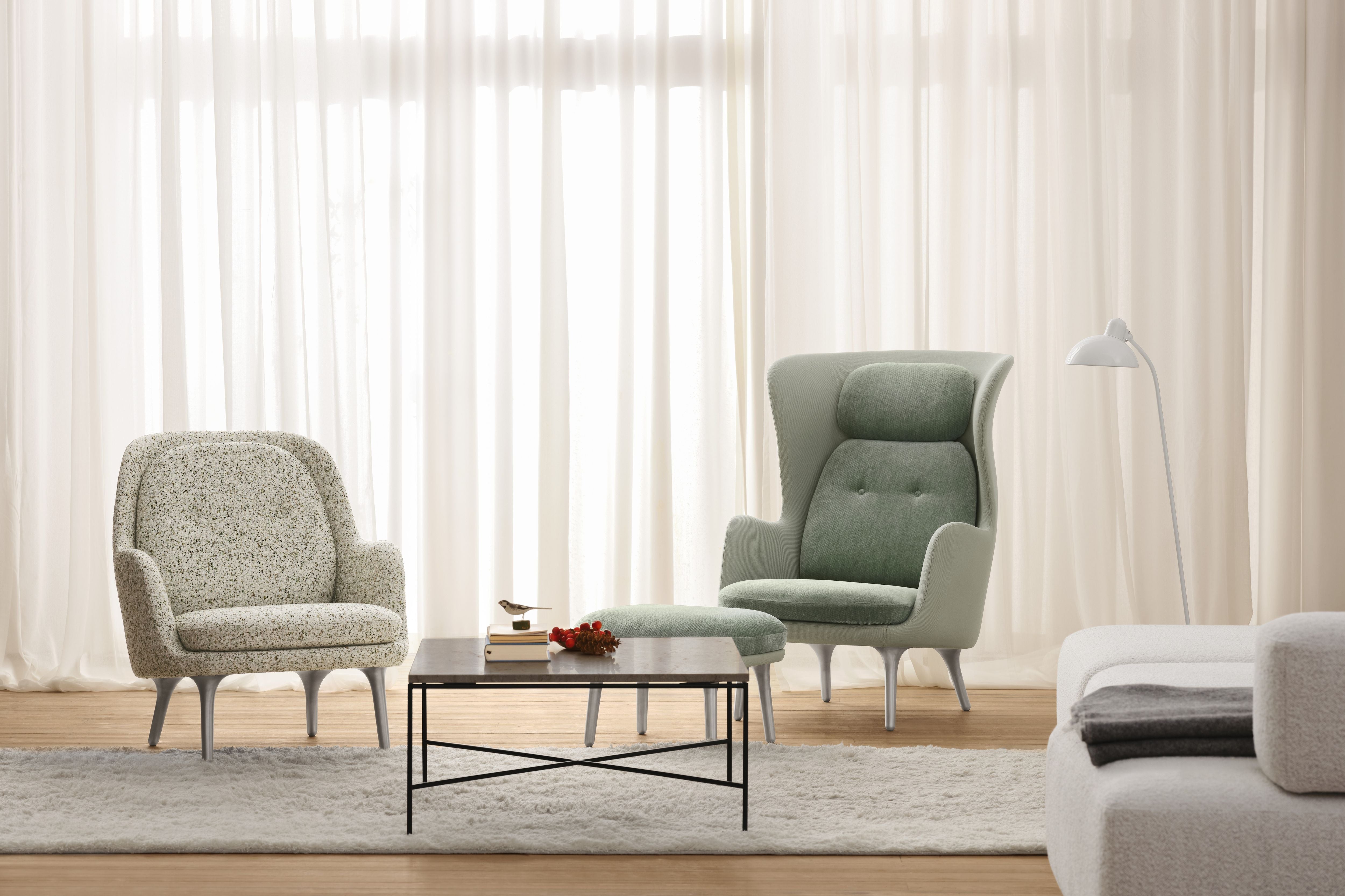 Fritz Hansen Jh11 Ro Footstoll Aluminium, Mint Green