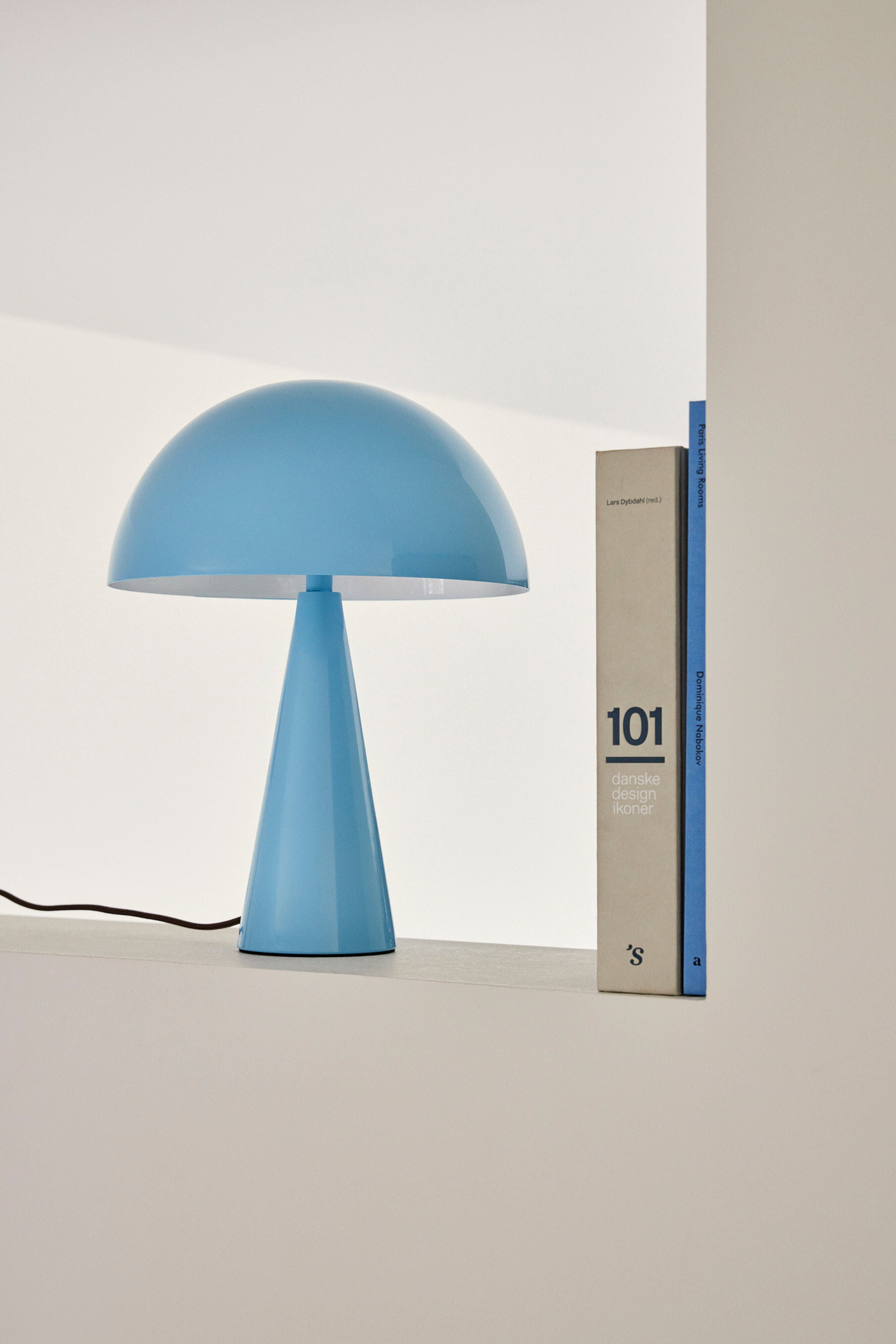 Hübsch Mush Table Lamp Mini, Light Blue