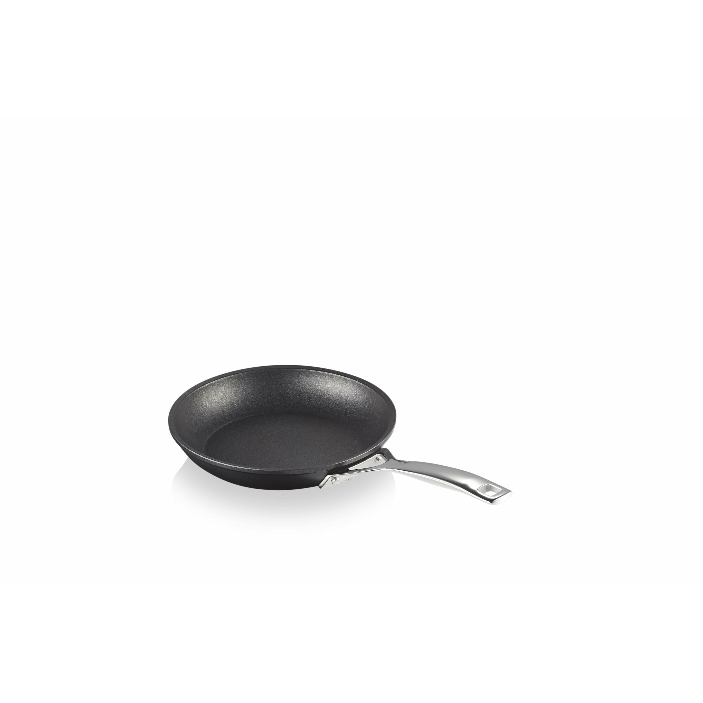 Le Creuset Aluminium Non Stick Flat Pan, 20 Cm