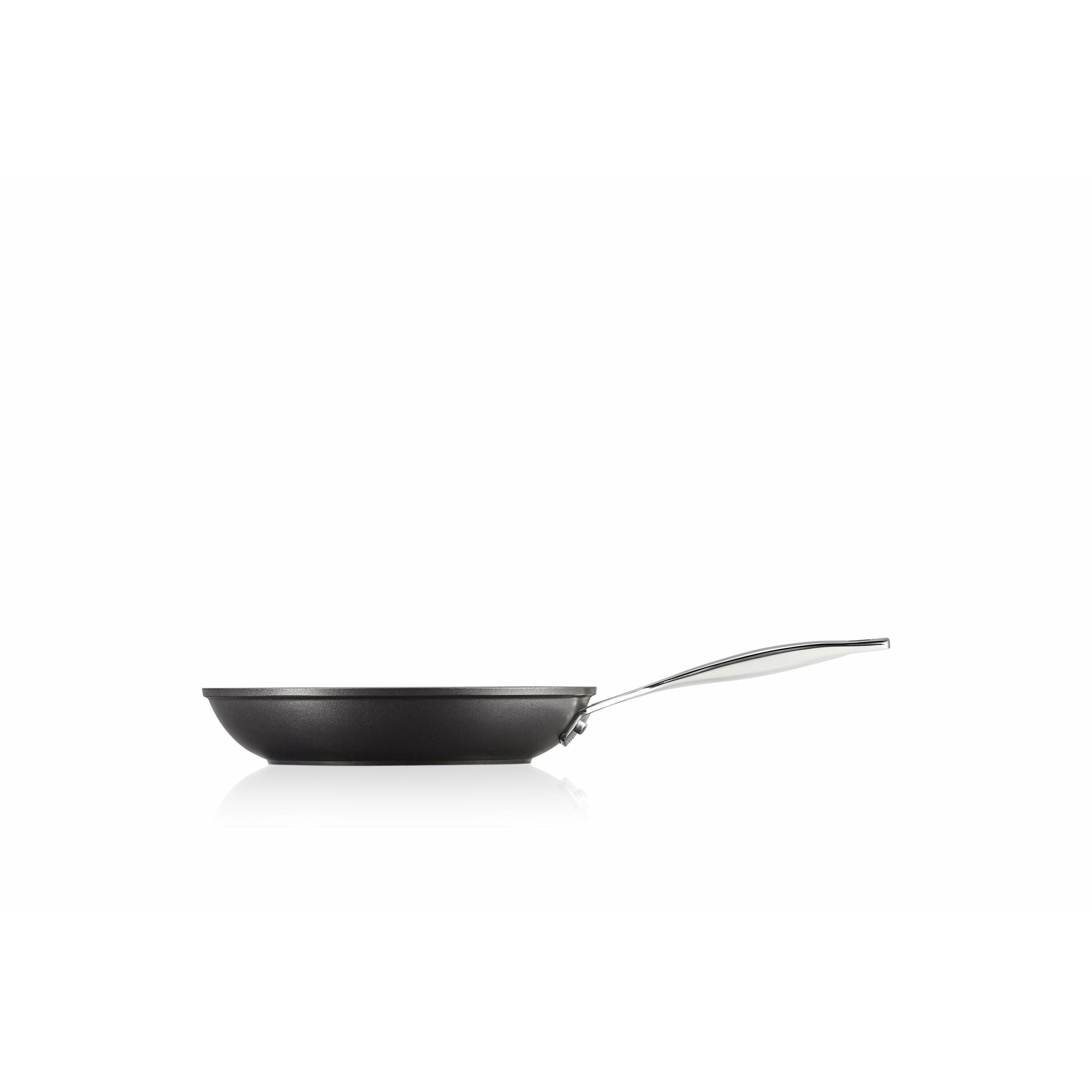 Le Creuset Aluminium Nonstick Flat Pan, 22 Cm