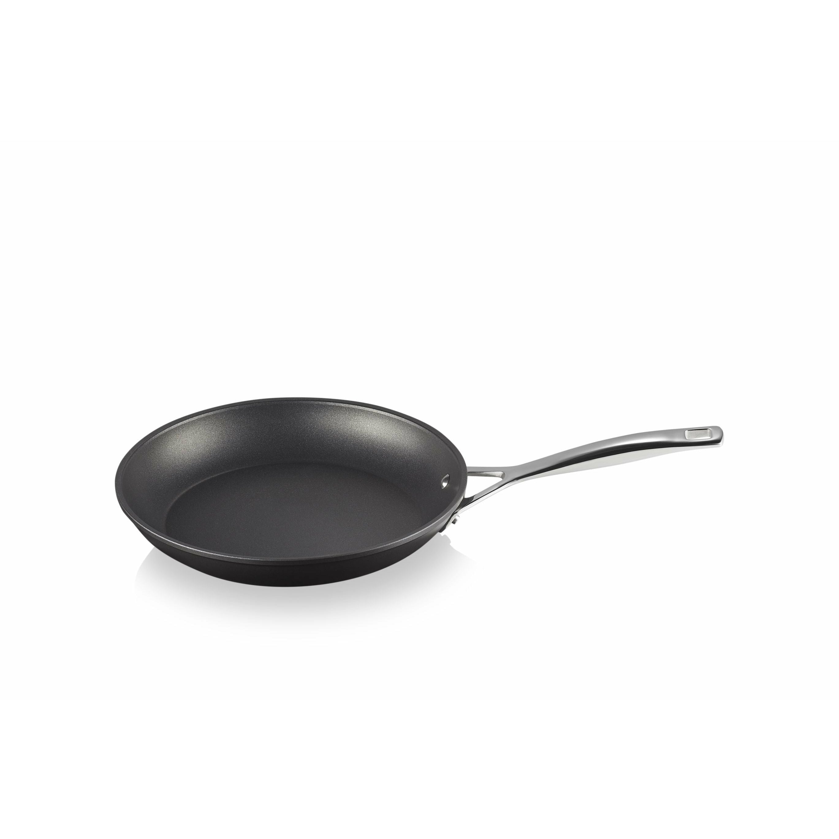 Le Creuset Aluminium Non Stick Flat Pan, 26 Cm