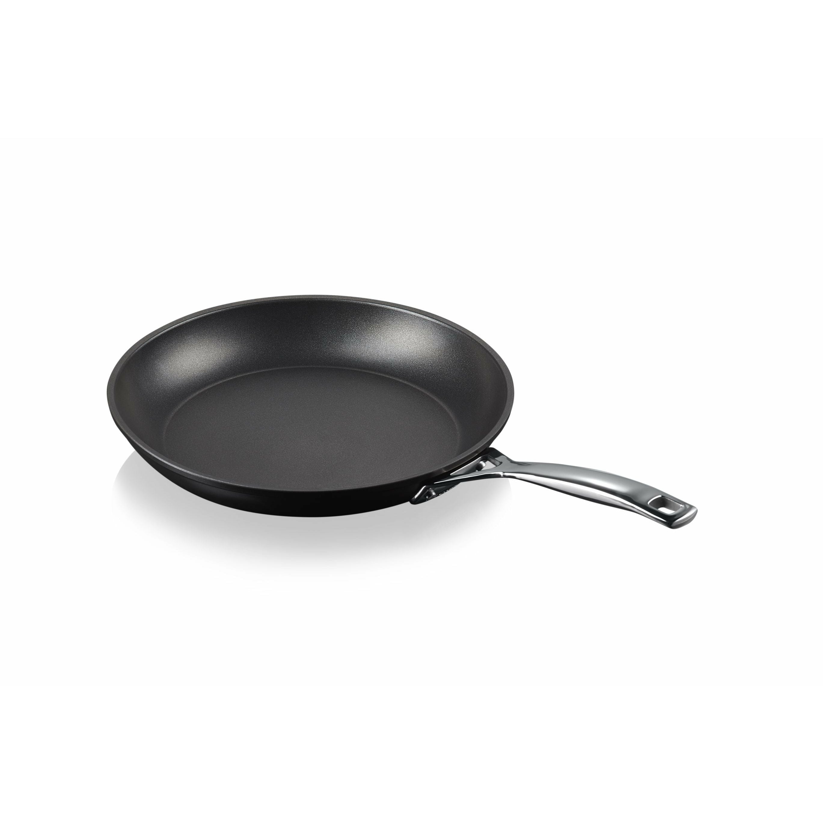 Le Creuset Aluminium Non Stick Flat Pan, 28 Cm