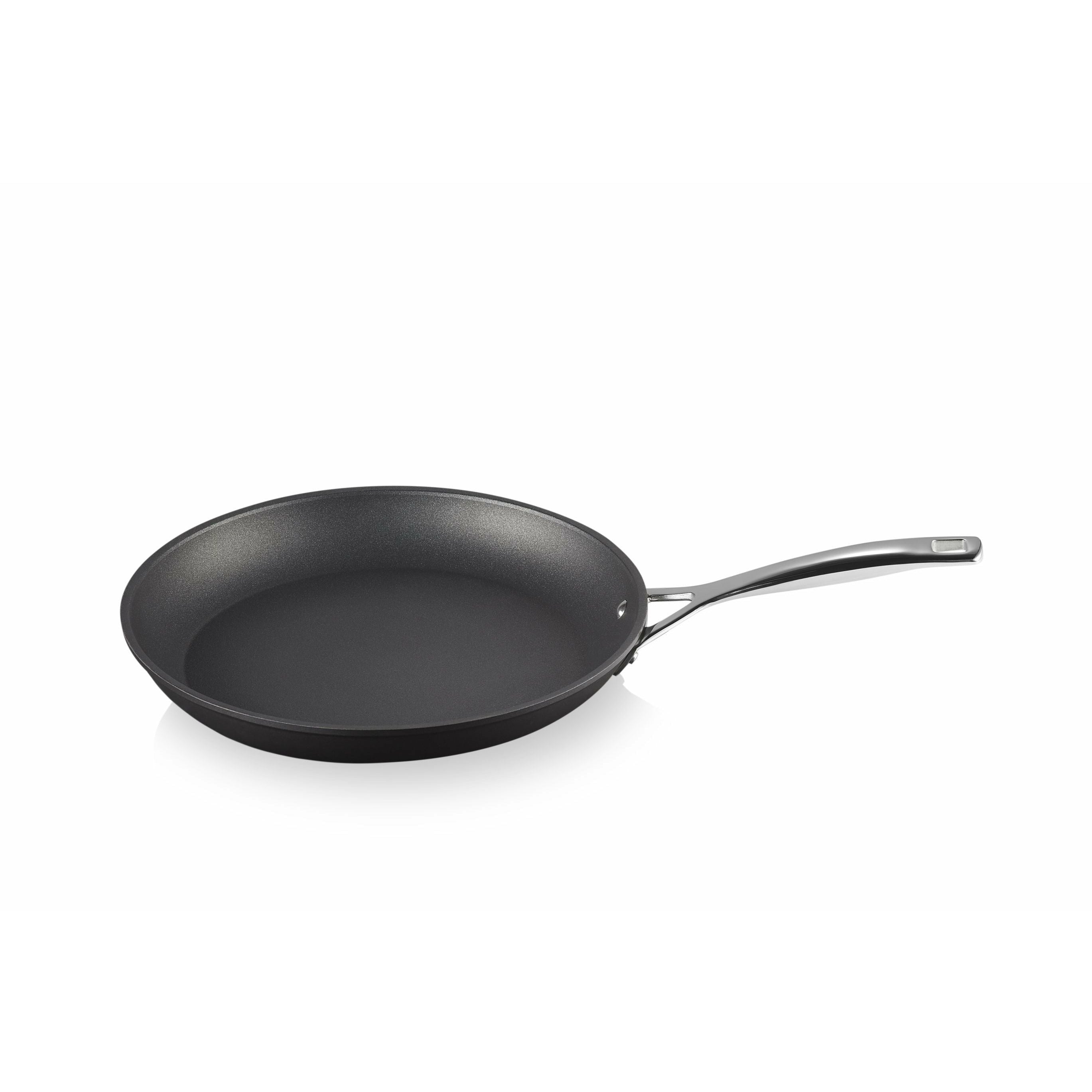 Le Creuset Aluminium Nonstick Flat Pan, 30 Cm