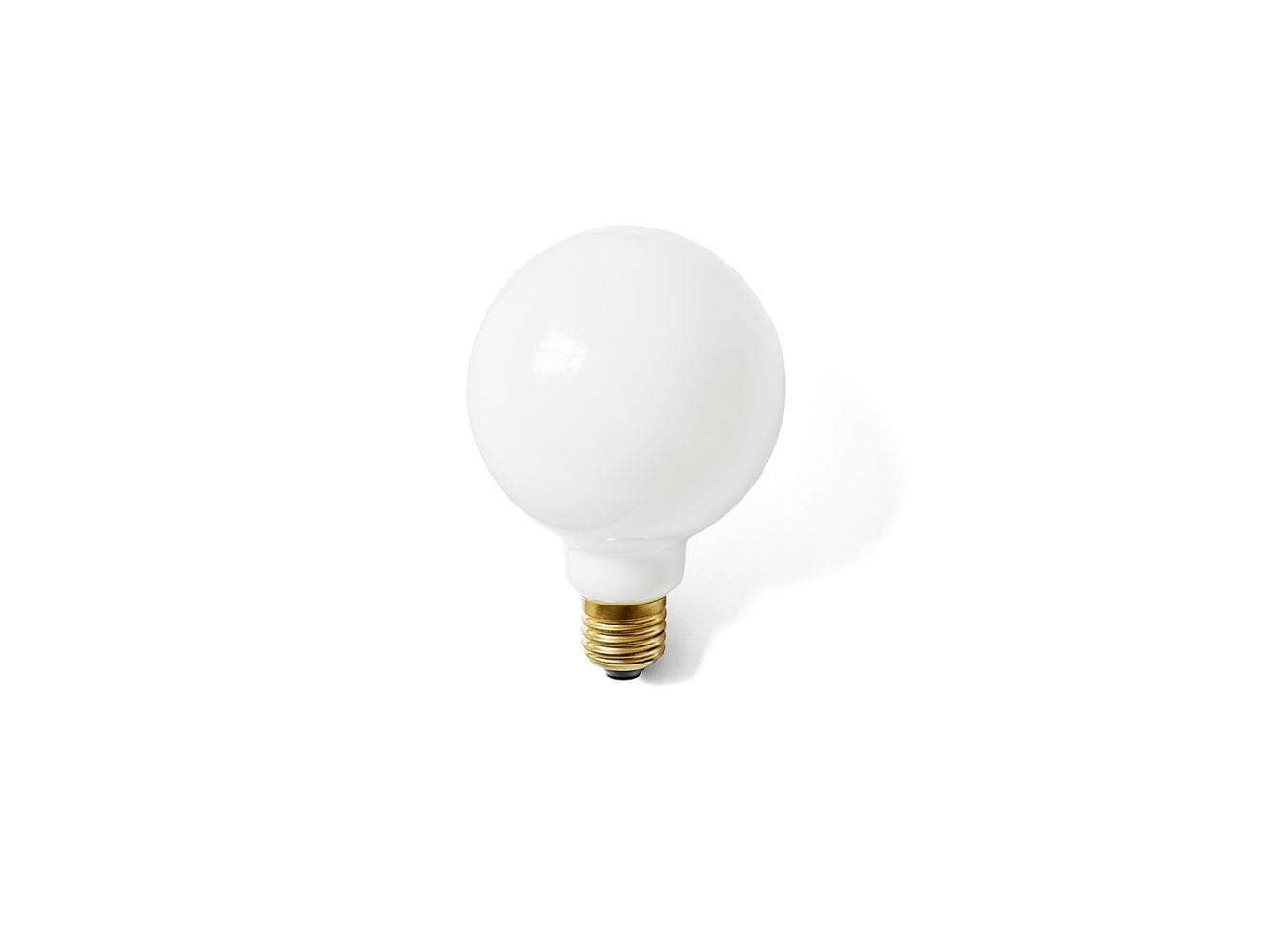 Audo Copenhagen Globe Led Light Bulb 9,5 Cm, Opal