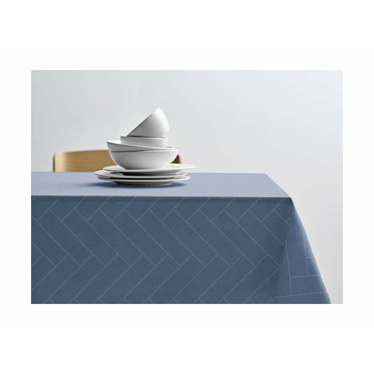 Södahl Tiles Damask Tablecloth 220x140 Cm, Sky Blue