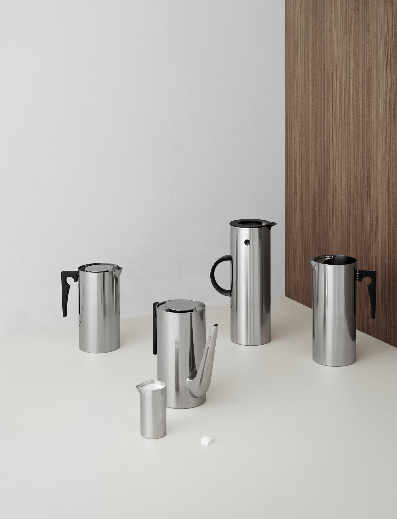 Stelton Arne Jacobsen Jug 2 L